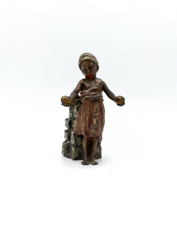 Bronze de Vienne "La petite vendeuse d'orange" fin 19ème siècle